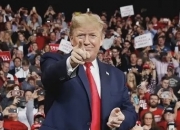 两队展现实力，球场上悬念此起彼伏