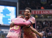 三亿体育体育在线-莱斯特城主场狂胜闪击欧战区积分榜登榜首的简单介绍