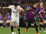 三亿体育体育亚洲官网-瓦伦西亚队客场战胜皇家社会，保持联赛领先地位的简单介绍