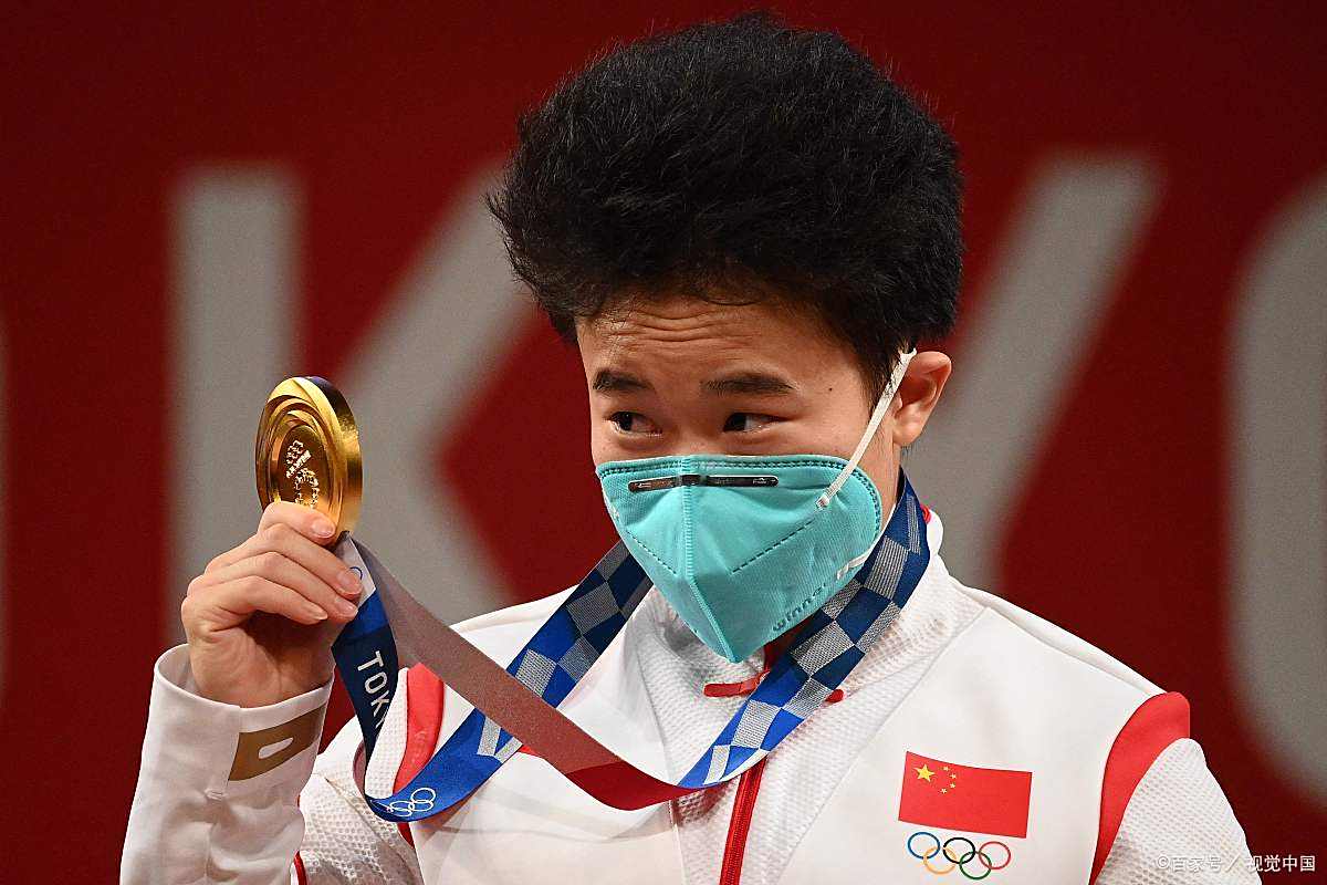 运动健儿斩获银牌,战无不胜 运动健儿斩获银牌,战无不胜