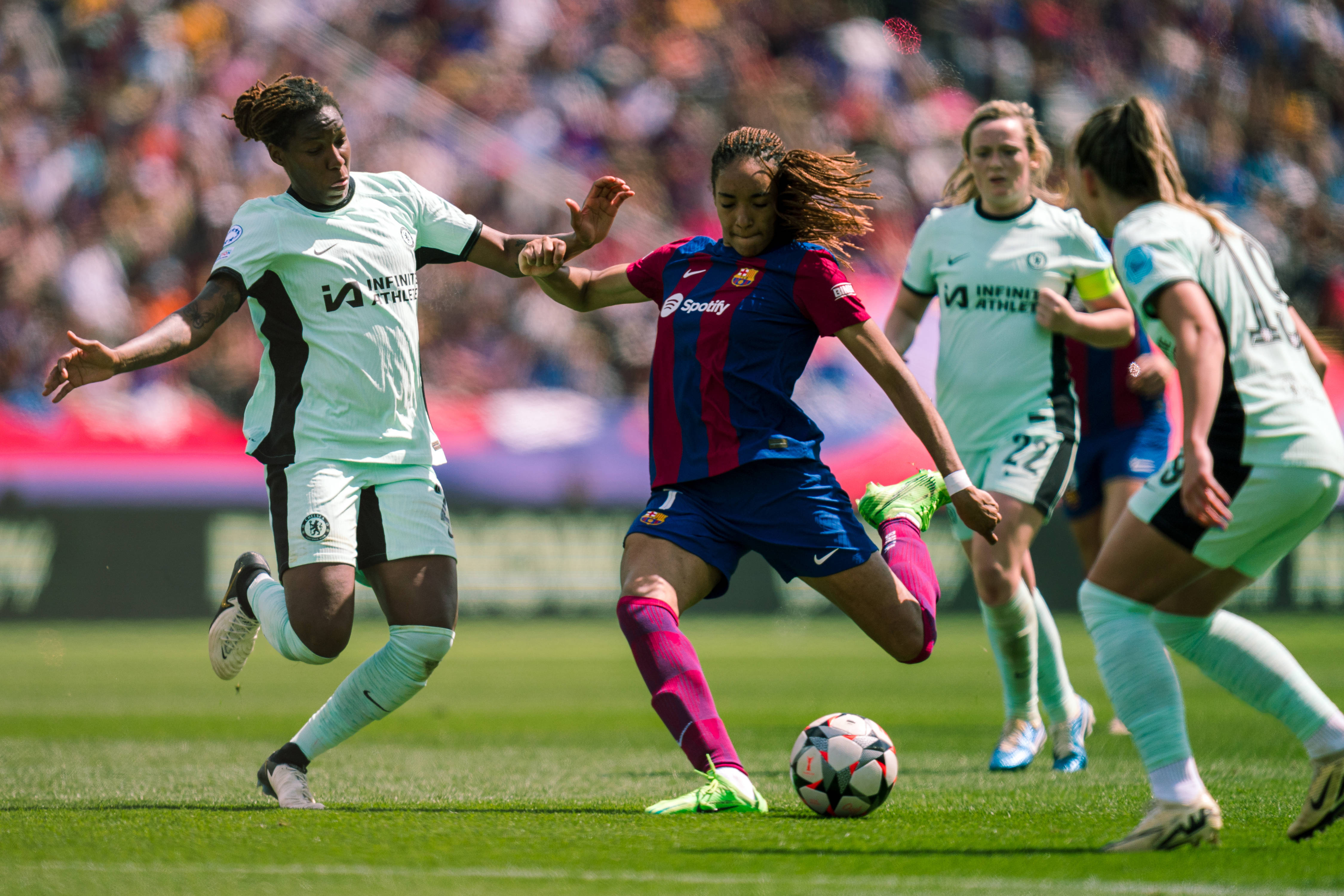 欧洲足球盛宴掀起热潮,焦点比赛引领风潮的简单介绍 欧洲足球盛宴掀起热潮,焦点比赛引领风潮的简单介绍