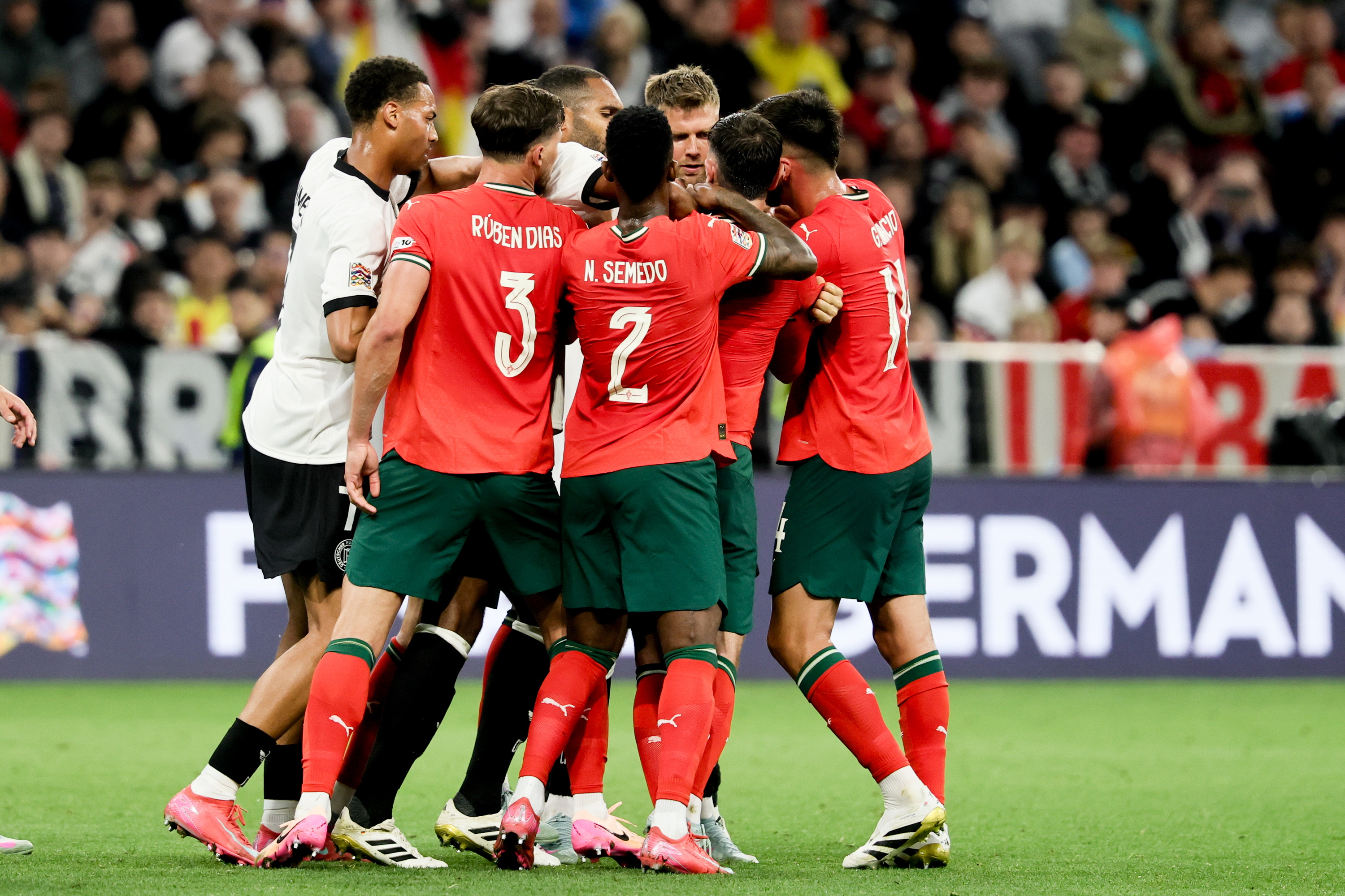 欧国联半决赛：比利时苦战不升的简单介绍