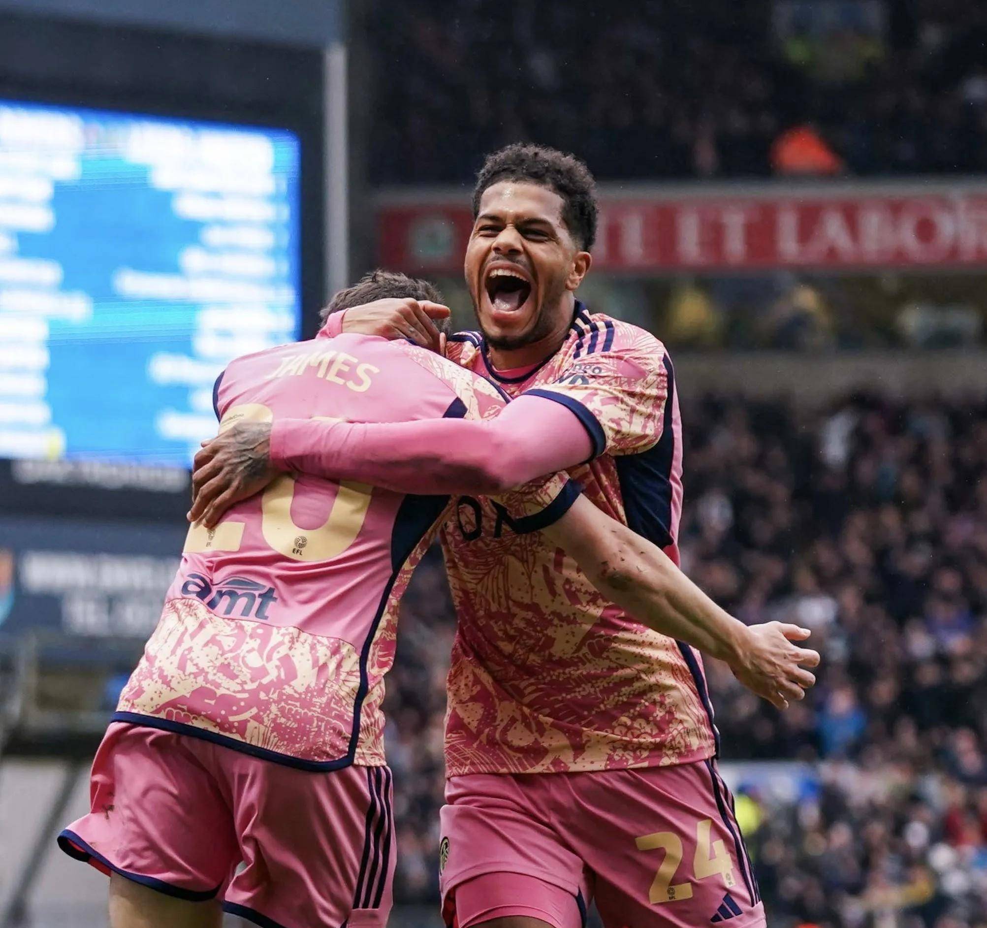 莱斯特城主场狂胜闪击欧战区积分榜登榜首的简单介绍