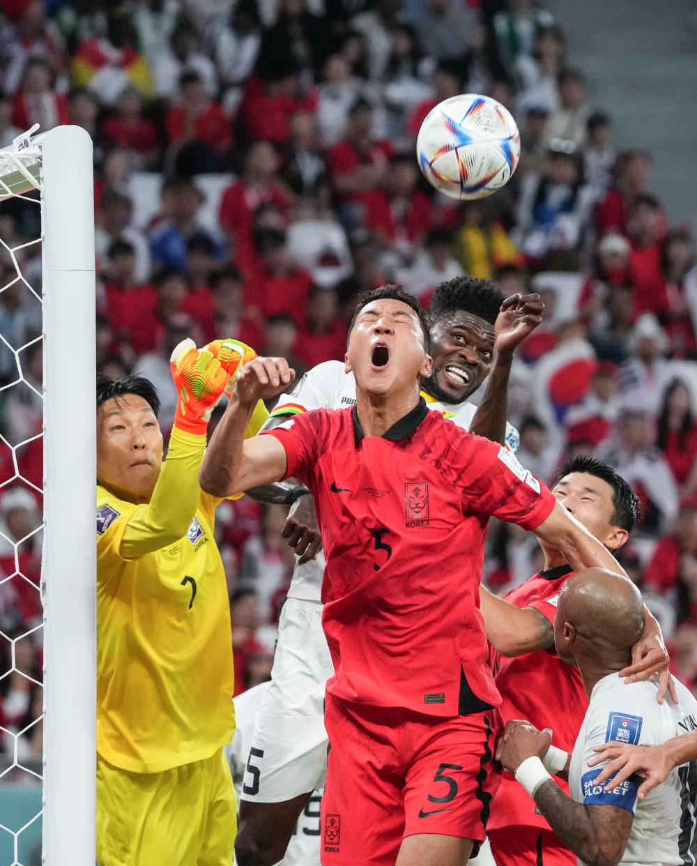 国际足球联赛球员技术高超